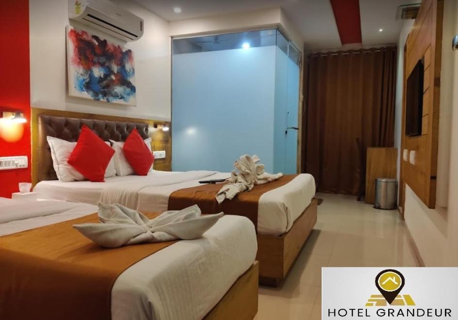 Grandeur By Avion Palace Near T2 International Airport Мумбай Екстериор снимка