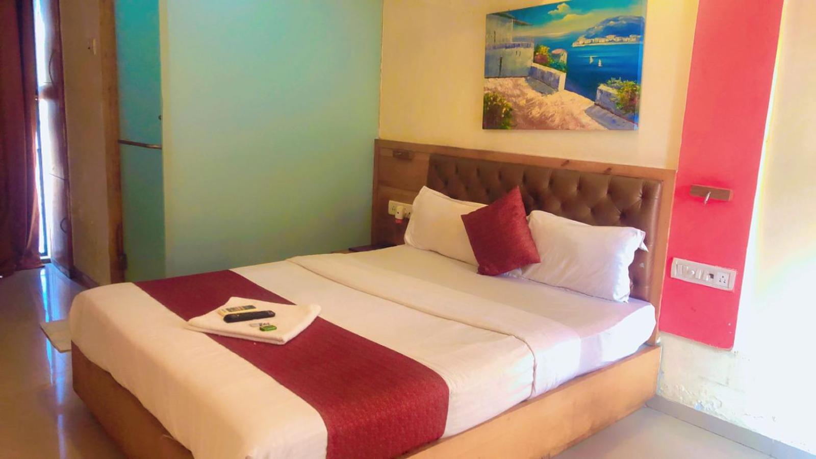 Grandeur By Avion Palace Near T2 International Airport Мумбай Екстериор снимка
